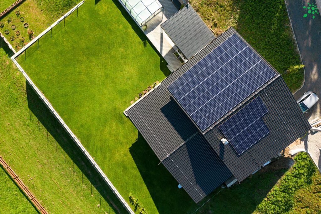How Ontario's Weather Affects Solar Panel Efficiency