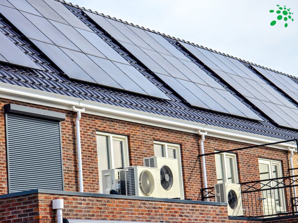 Top 5 Reasons to Invest in Solar Panels in Ontario Today